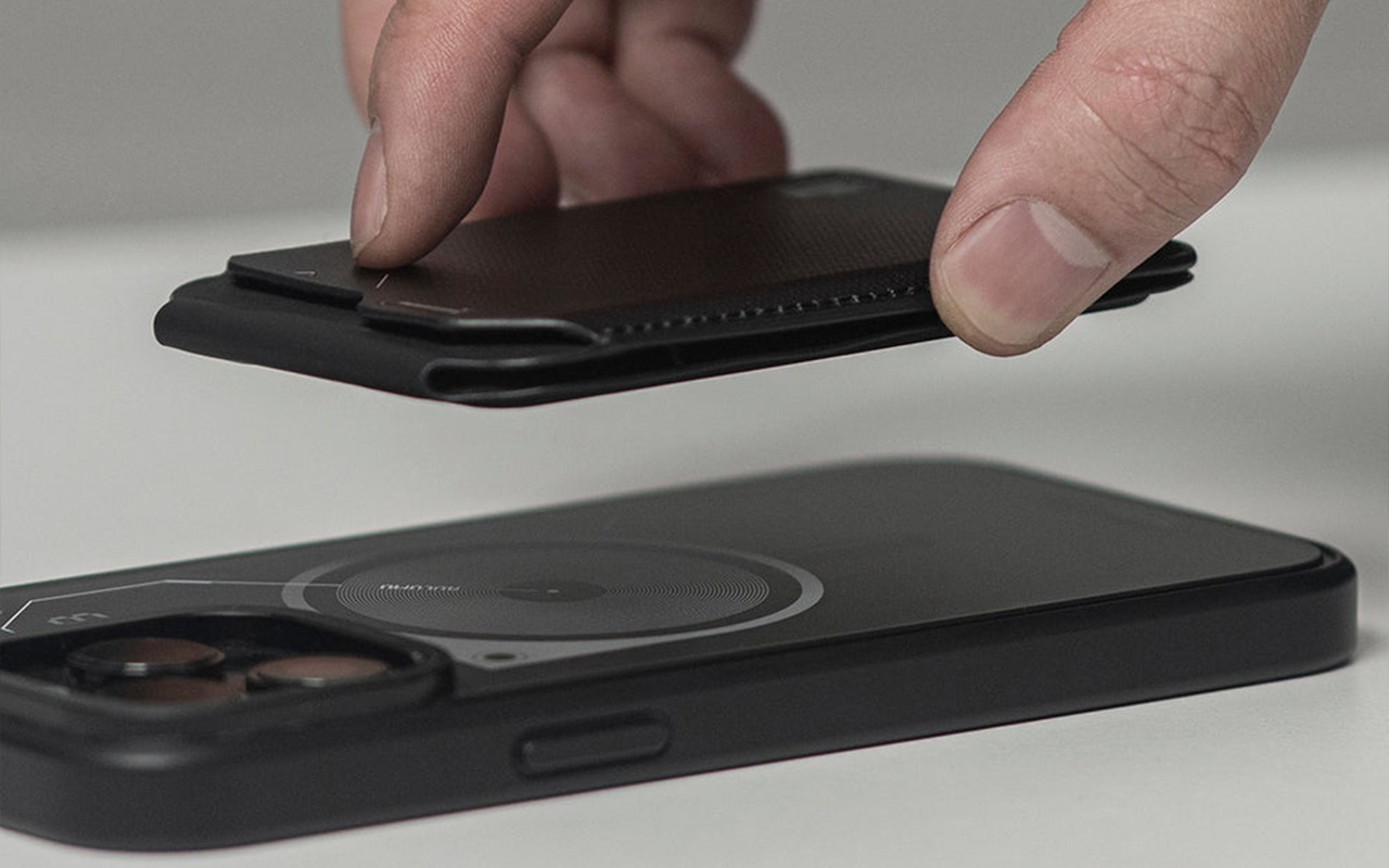 Un portafoglio magnetico per iPhone che supporta MagSafe migliora notevolmente la comodità di archiviazione delle carte.